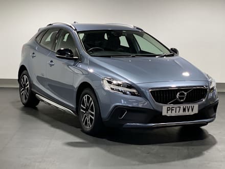 V40 Cross Country car for sale